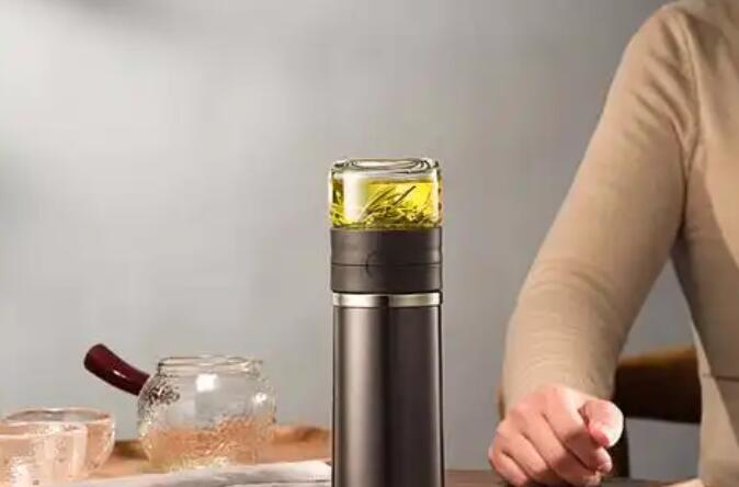 不銹鋼保溫杯泡茶的注意事項(xiàng)