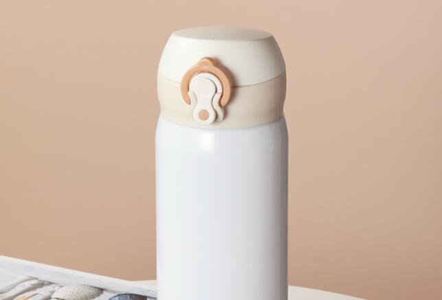 不銹鋼保溫杯內(nèi)不能裝的液體飲料有哪些